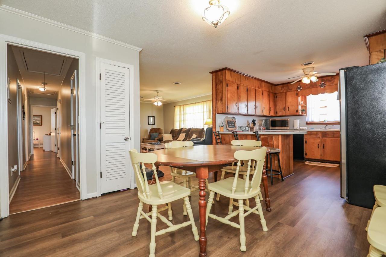Spacious Home With Waterfront View-Welcome Pets Sneads Ferry Exteriör bild