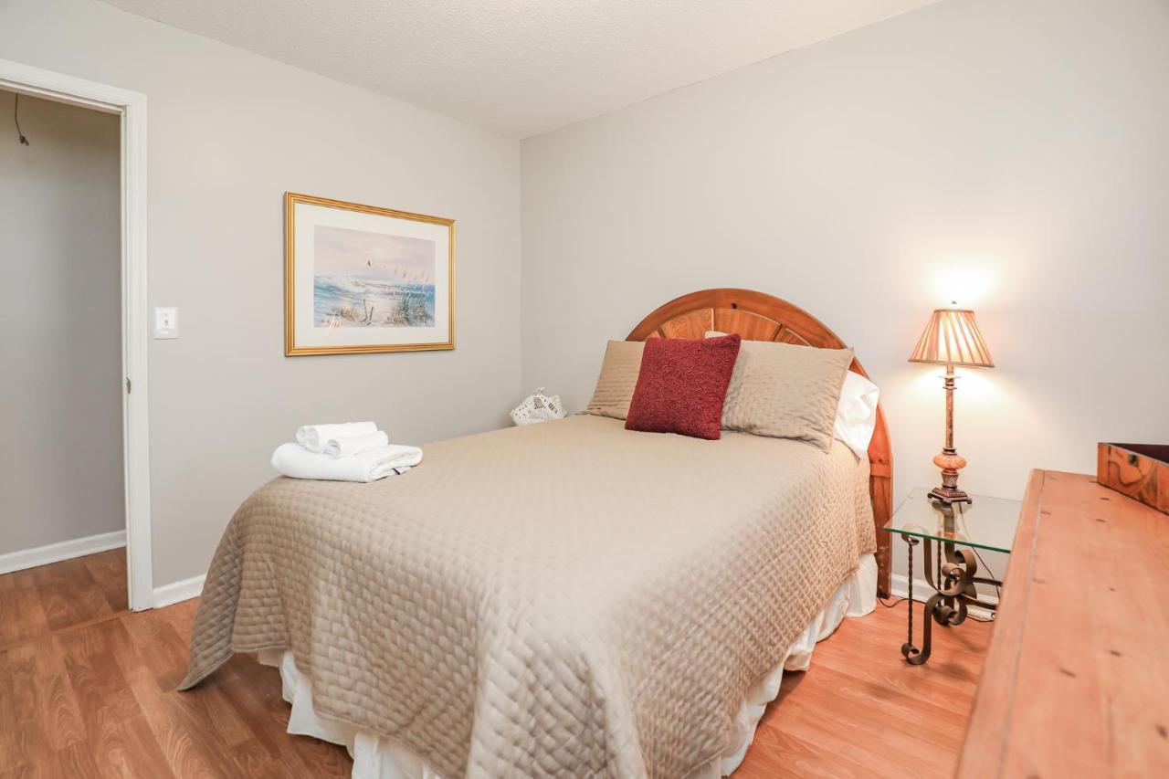 Spacious Home With Waterfront View-Welcome Pets Sneads Ferry Exteriör bild