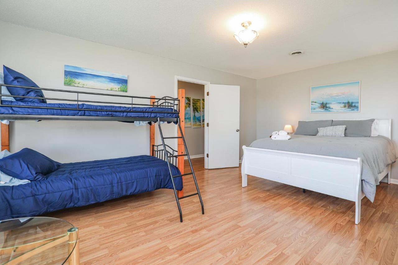 Spacious Home With Waterfront View-Welcome Pets Sneads Ferry Exteriör bild